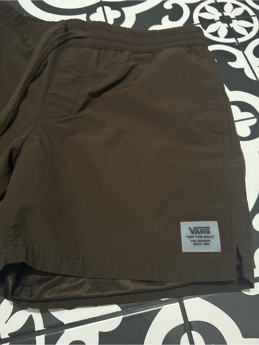 Vans Primary Volley II Mesh-Lined Shorts Brown Men’s Medium 5” Inseam - Picture 2 of 6